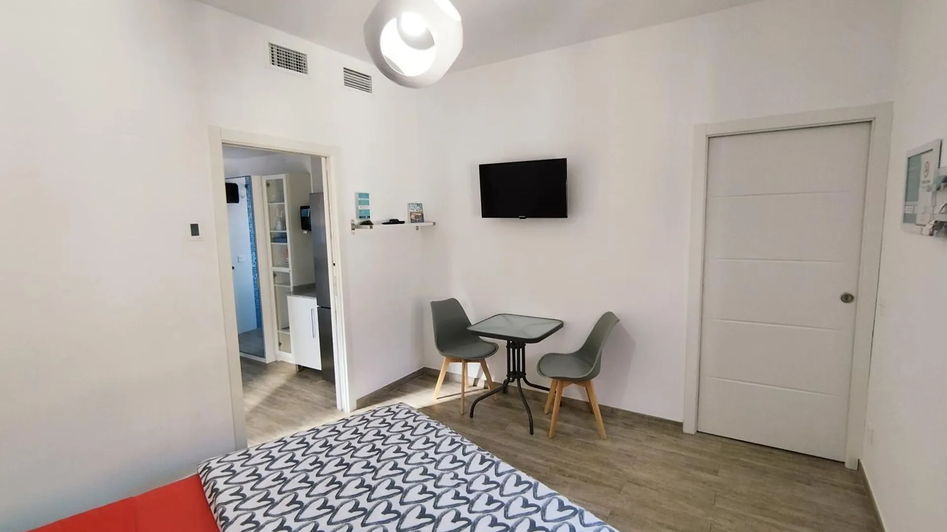 Altozano Room II, Estudió centro de Málaga Gayfriendly, Wi-Fi gratis